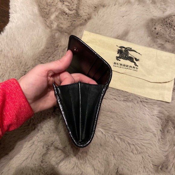 Burberry wallet SOLD - Picture 5 of 5